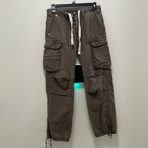 Men’s True Religión Cargo Pants size 32